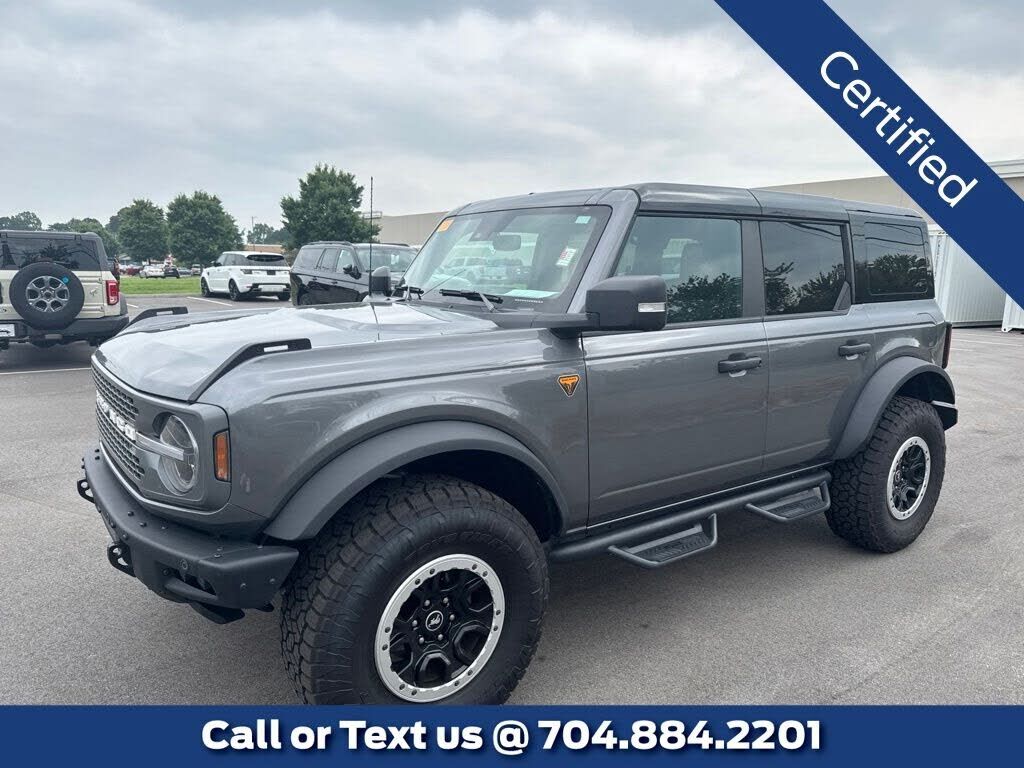 2024 FORD Bronco