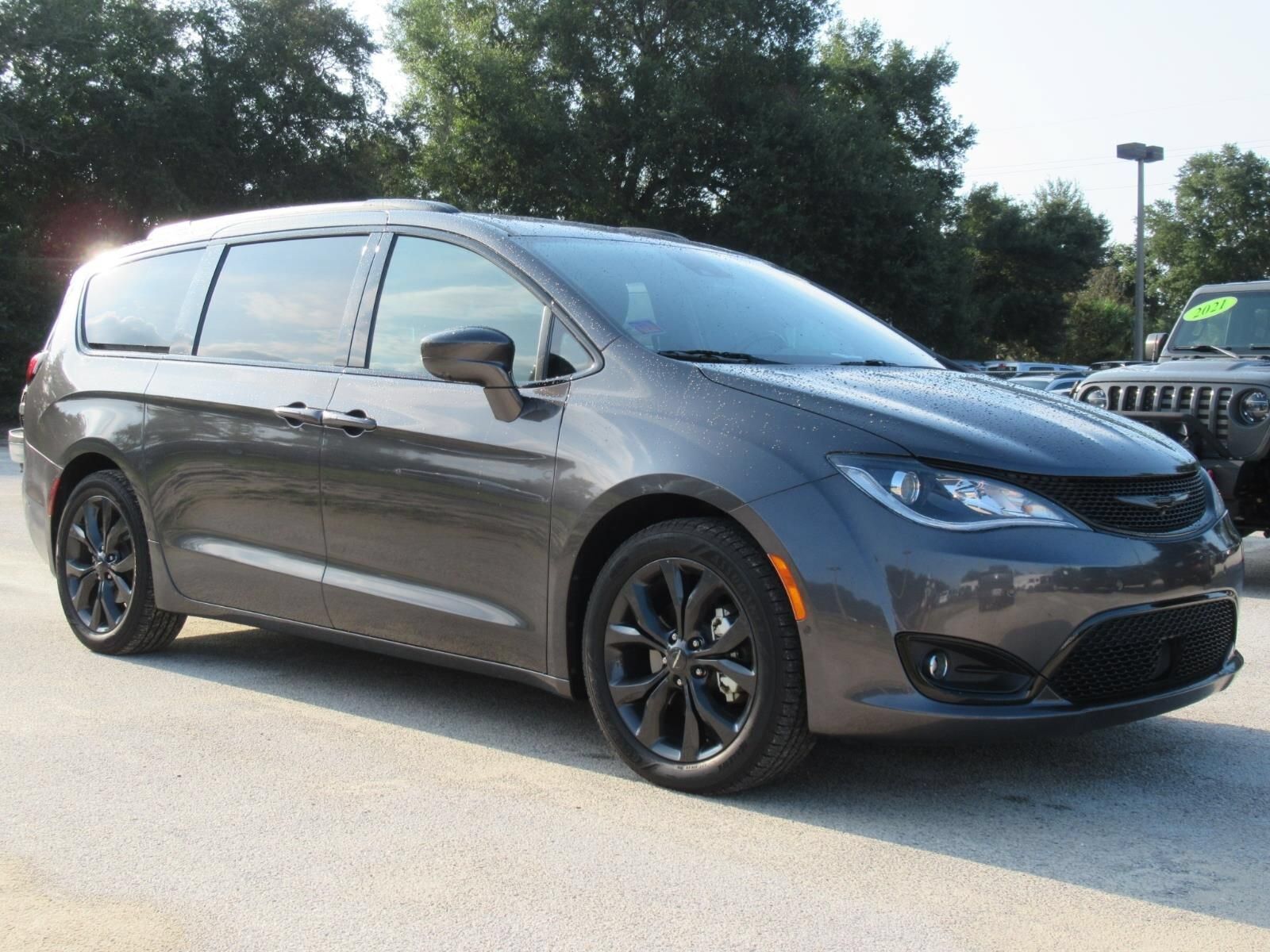 2019 CHRYSLER Pacifica
