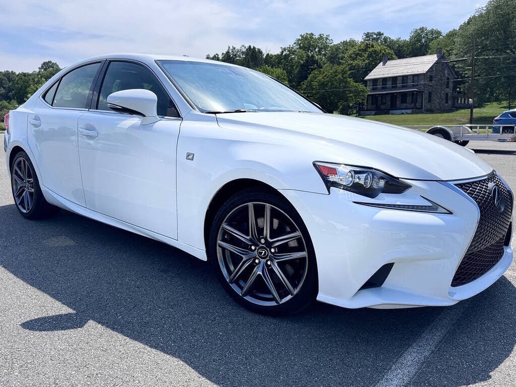 2015 LEXUS IS