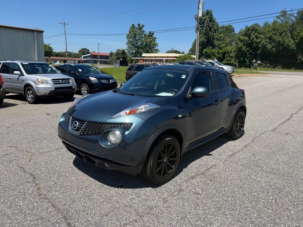 2011 NISSAN Juke