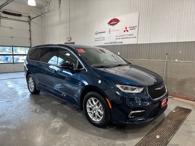 2025 CHRYSLER Pacifica