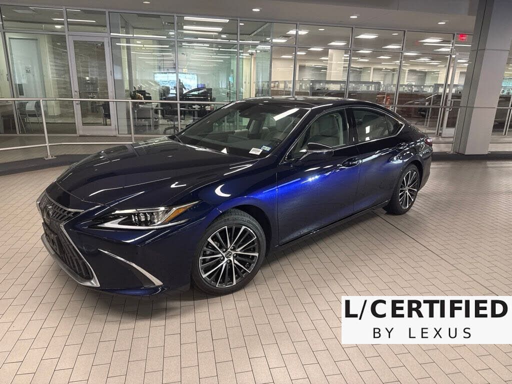 2025 LEXUS ES