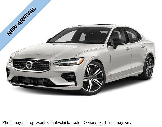 2021 VOLVO S60