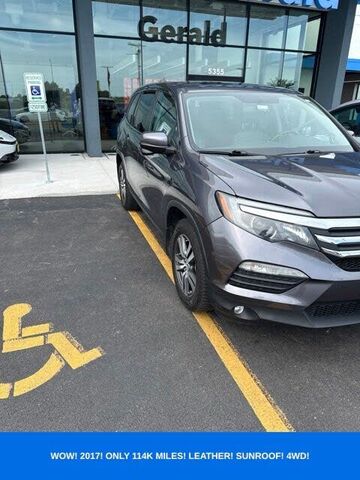 2017 HONDA Pilot