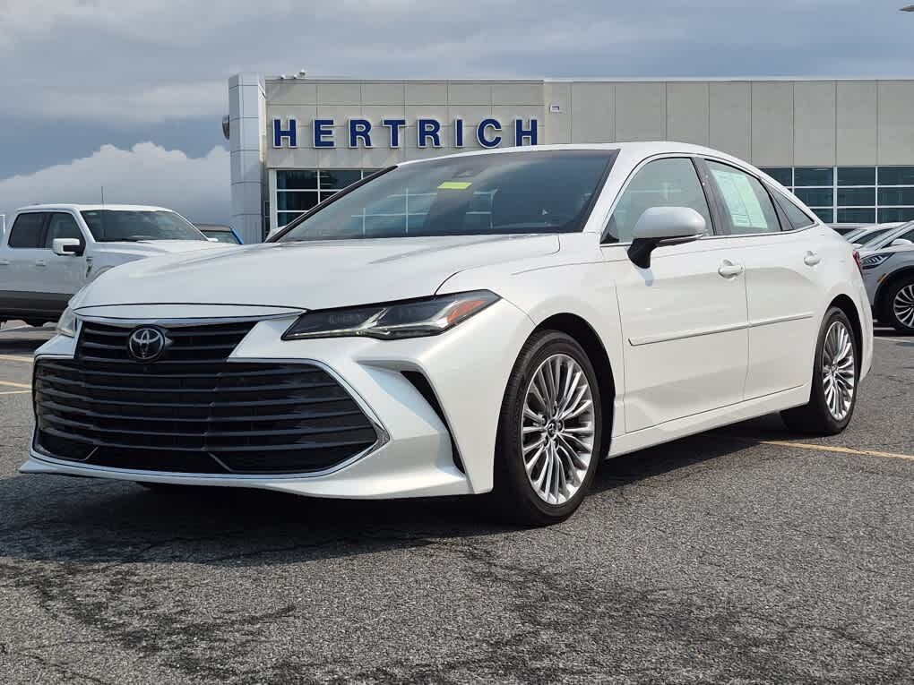 2019 TOYOTA Avalon