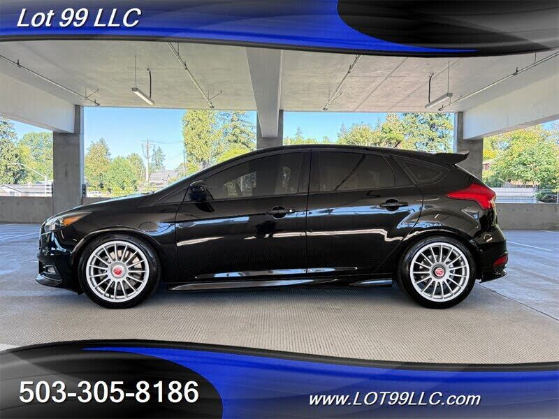 2016 FORD Focus