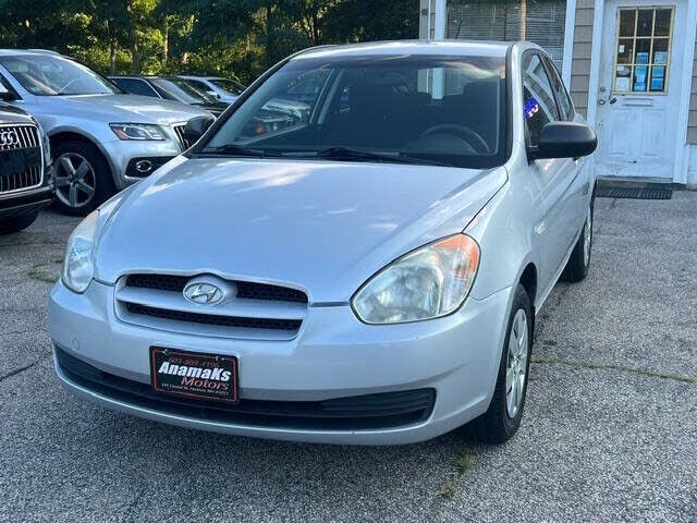 2011 HYUNDAI Accent