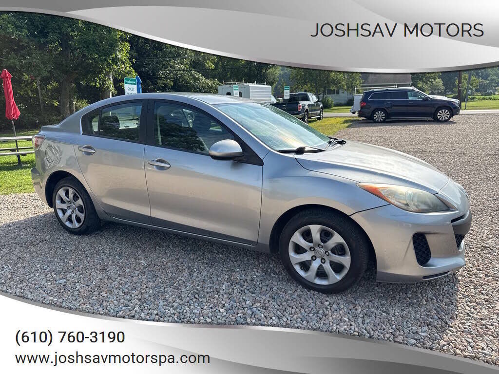 2013 MAZDA Mazda3