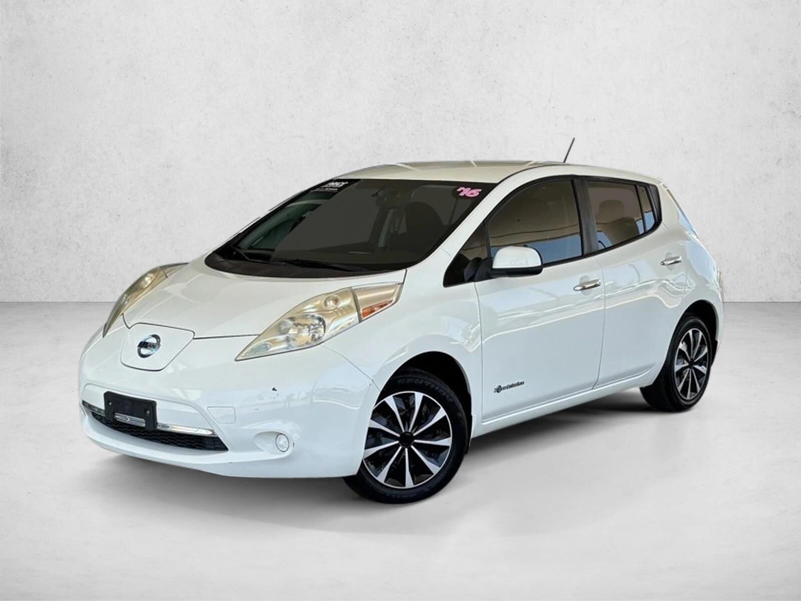 2016 NISSAN Leaf