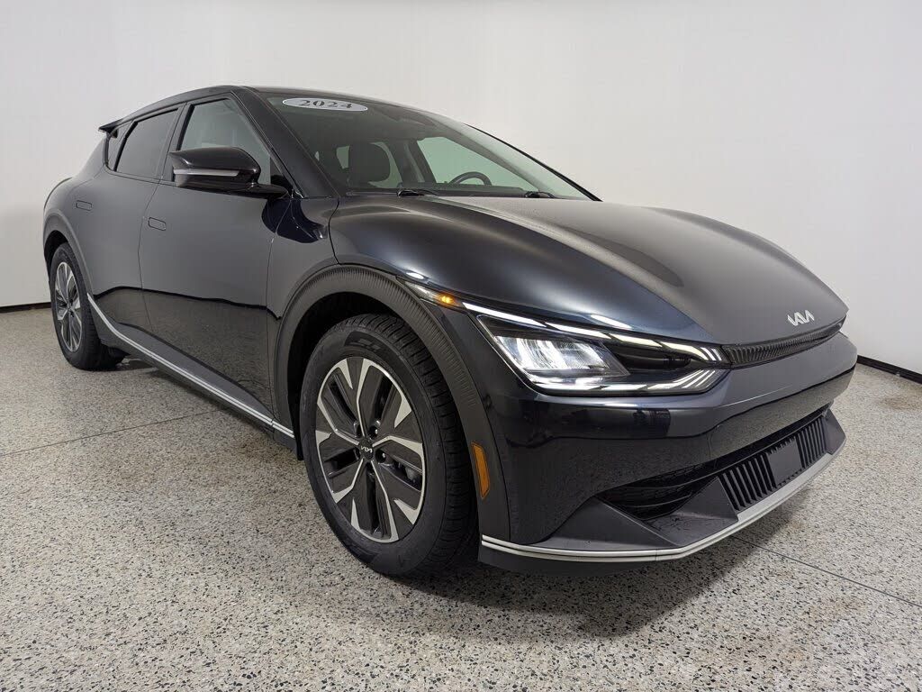 2024 KIA EV6