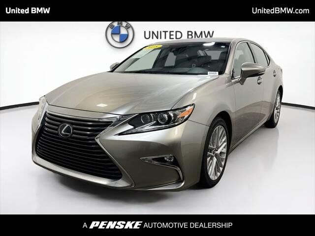 2018 LEXUS ES