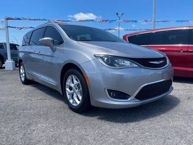 2020 CHRYSLER Pacifica