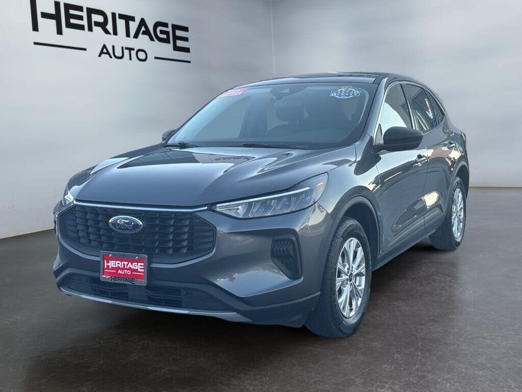 2024 FORD Escape