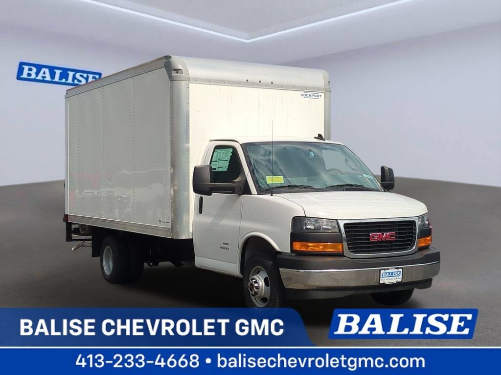 2025 GMC Savana
