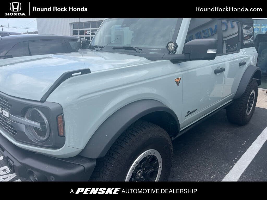 2023 FORD Bronco