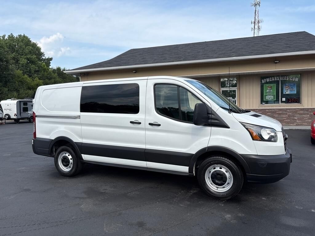 2019 FORD Transit