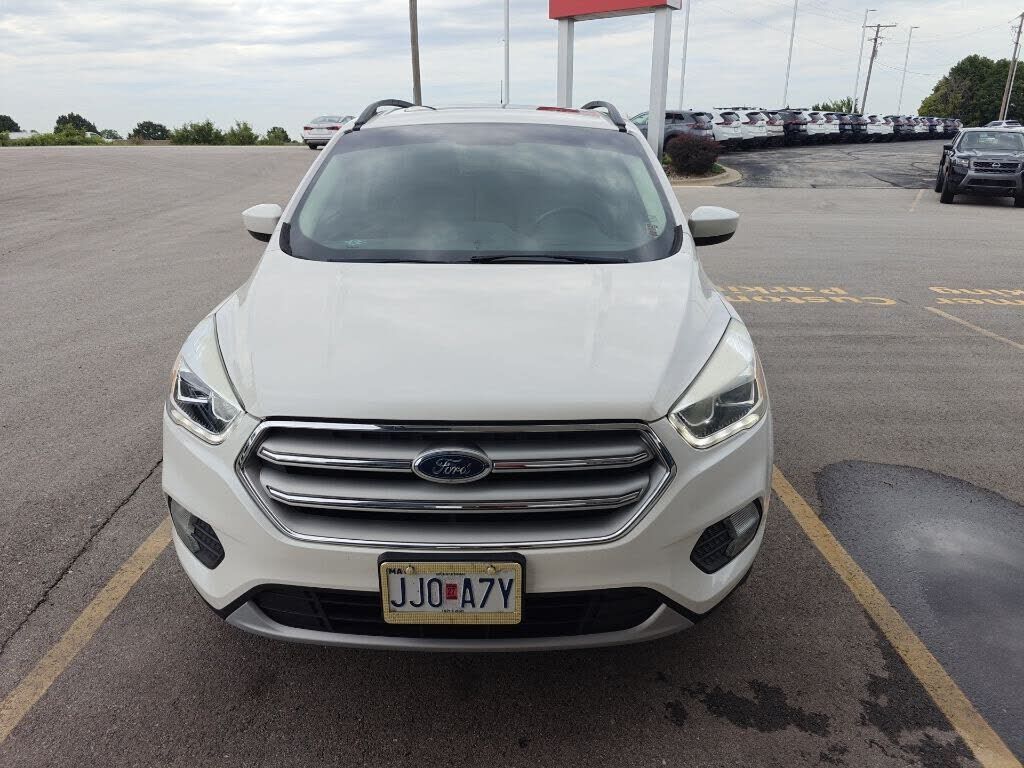 2018 FORD Escape