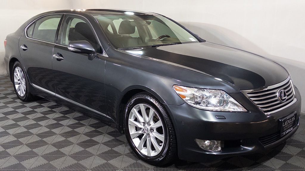 2011 LEXUS LS