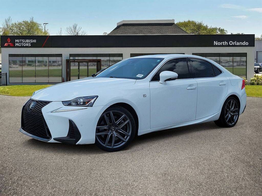 2020 LEXUS IS