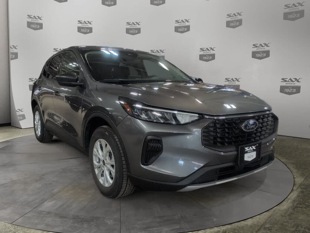 2025 FORD Escape