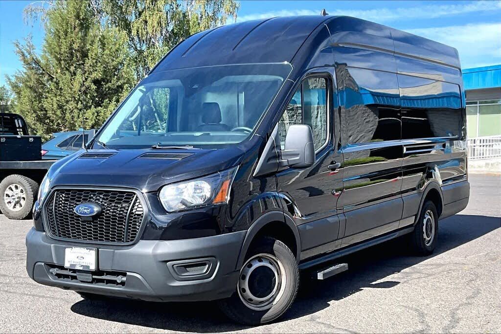 2023 FORD Transit