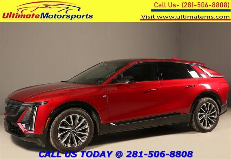 2024 CADILLAC Lyriq