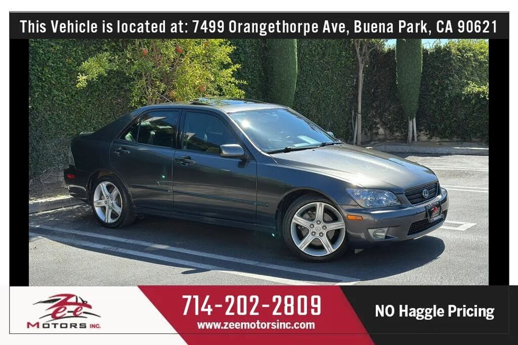 2005 LEXUS IS