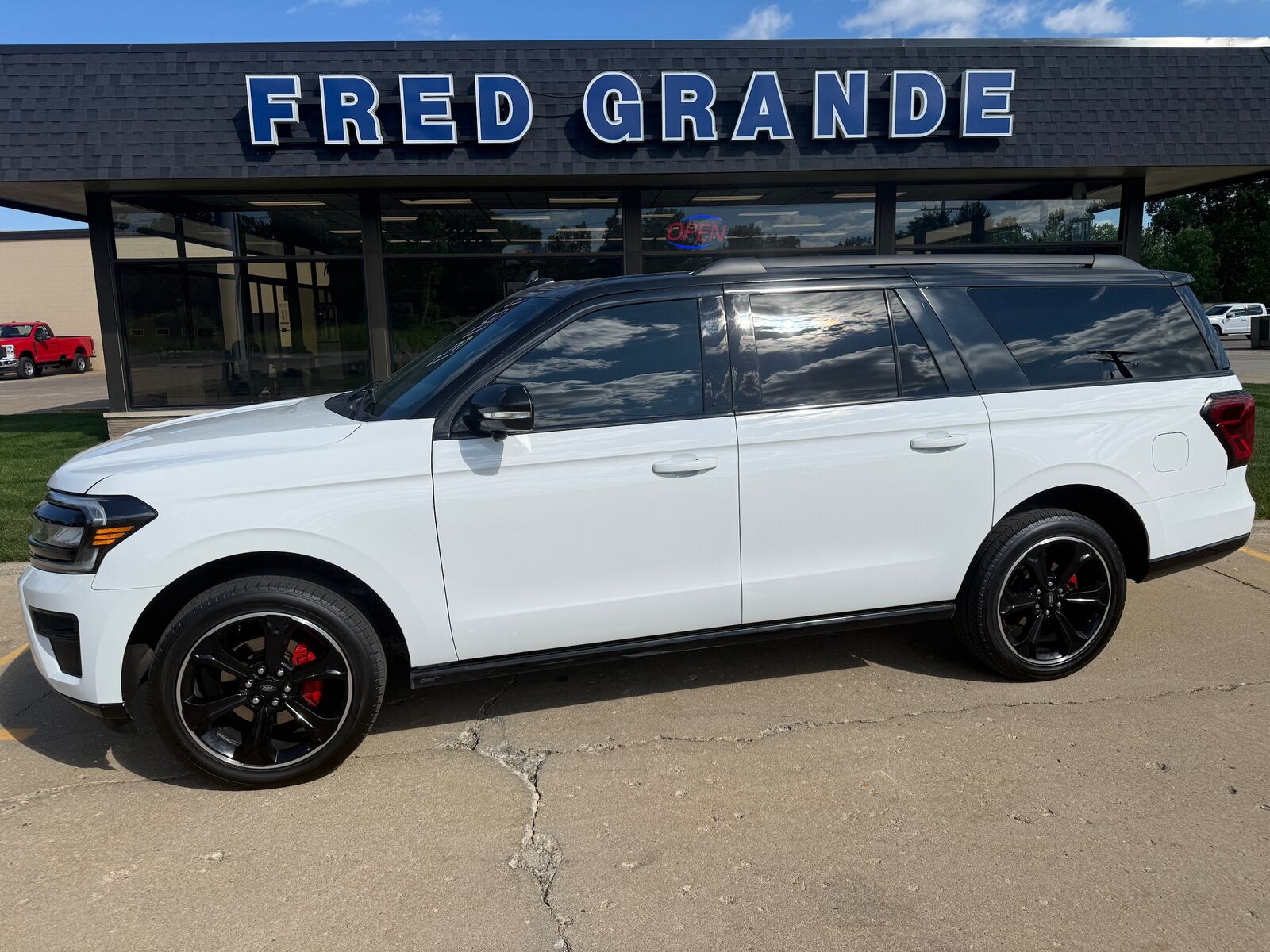 2024 FORD Expedition