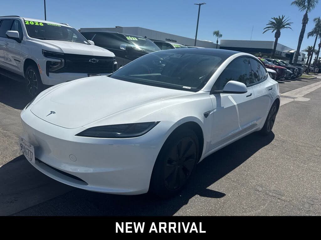 2024 TESLA Model 3