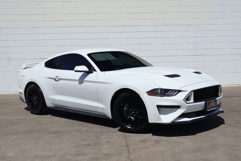 2019 FORD Mustang