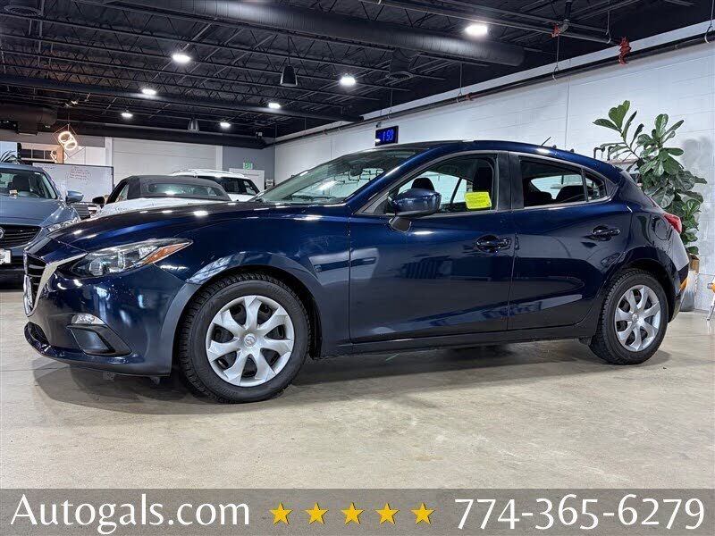2016 MAZDA Mazda3