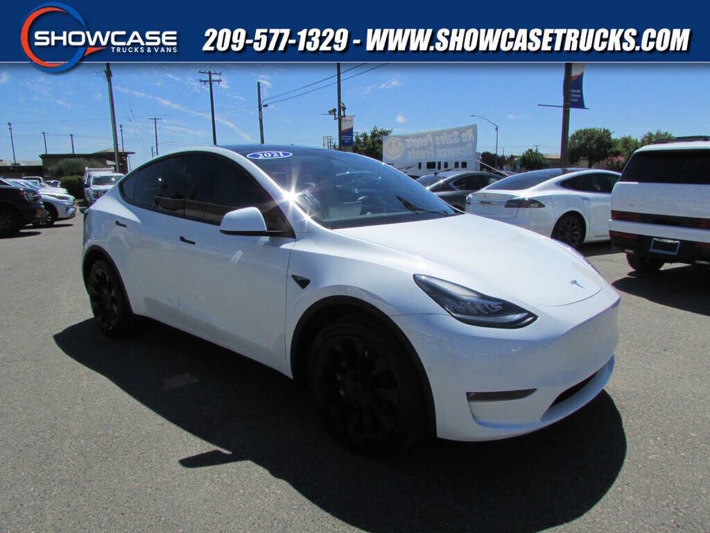 2021 TESLA Model Y