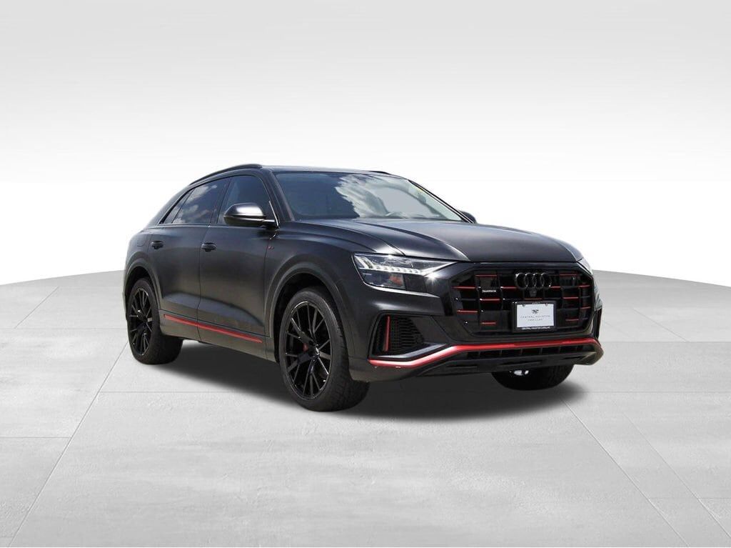 2022 AUDI Q8