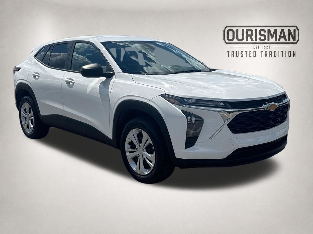 2025 CHEVROLET Trax