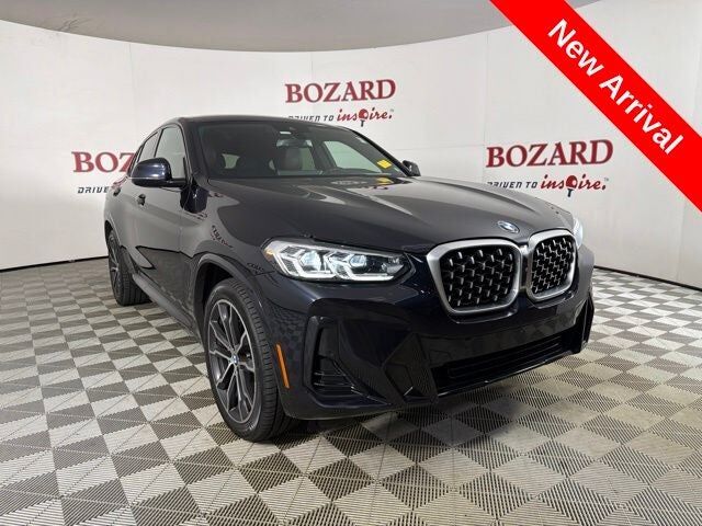 2022 BMW X4