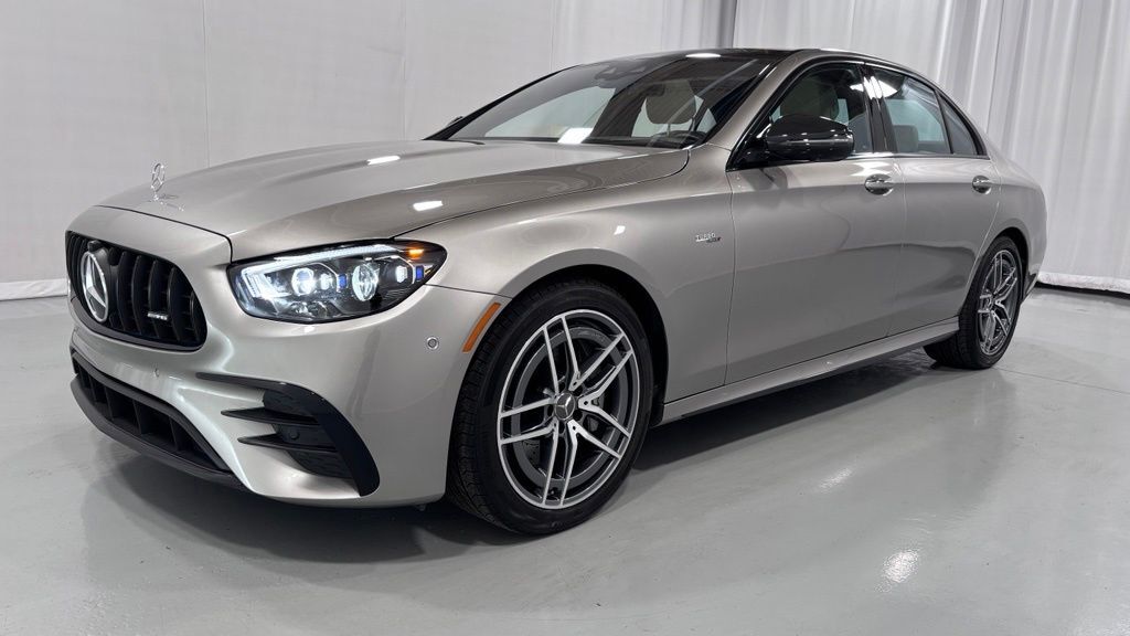 2023 MERCEDES-BENZ E-Class