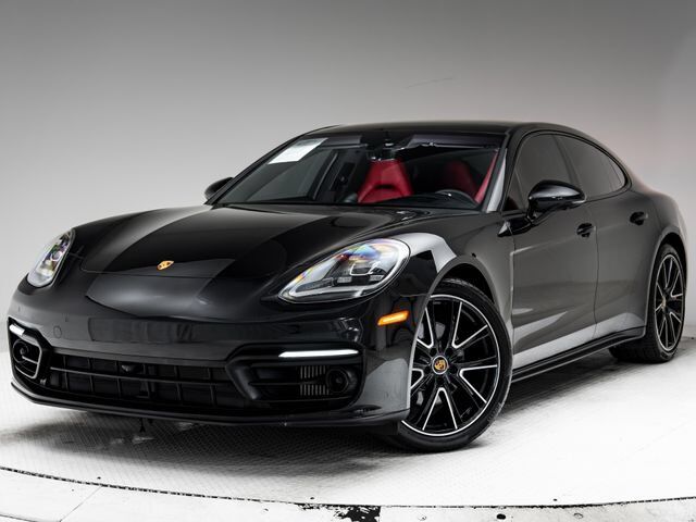 2023 PORSCHE Panamera