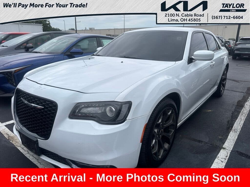 2016 CHRYSLER 300