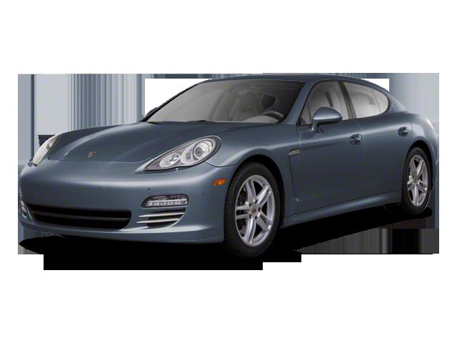 2013 PORSCHE Panamera