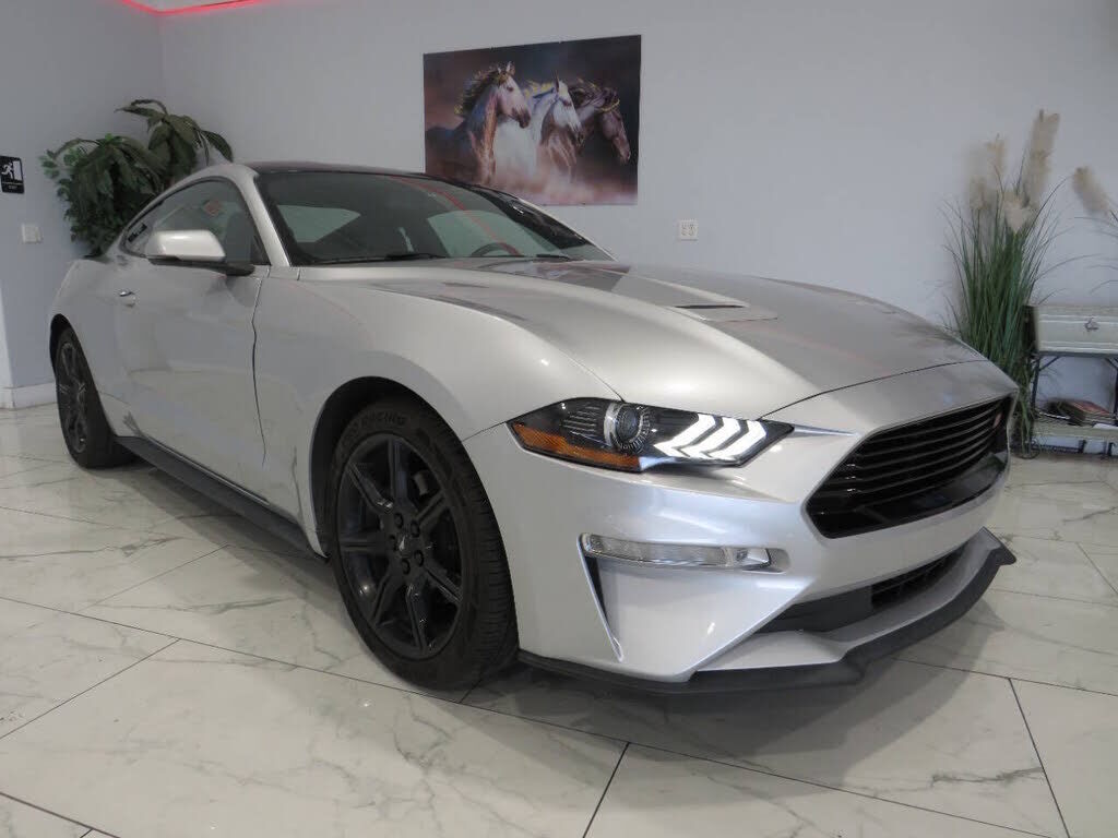 2019 FORD Mustang