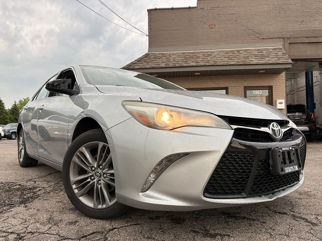 2015 TOYOTA Camry
