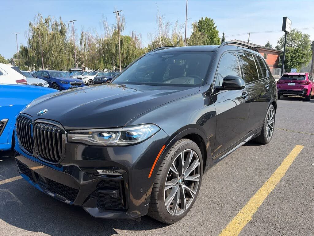 2022 BMW X7