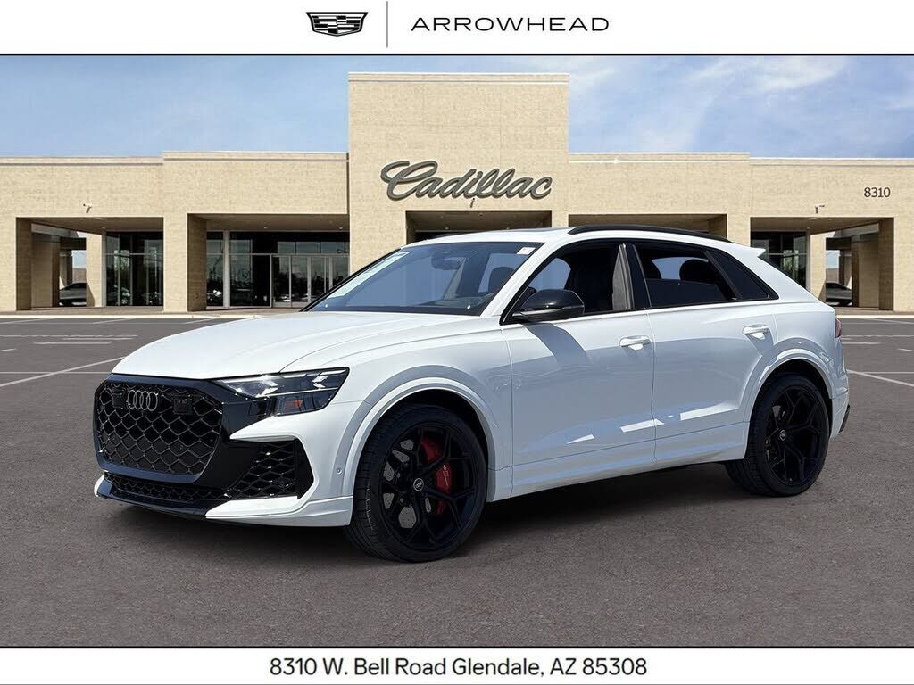 2025 AUDI RS Q8