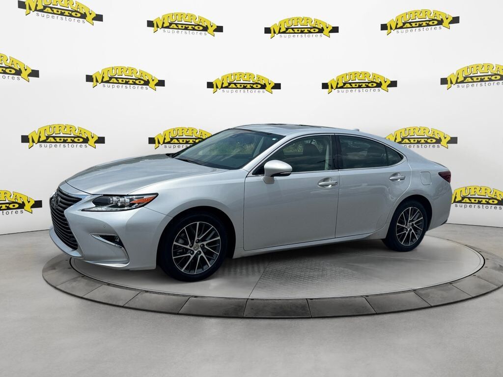 2017 LEXUS ES