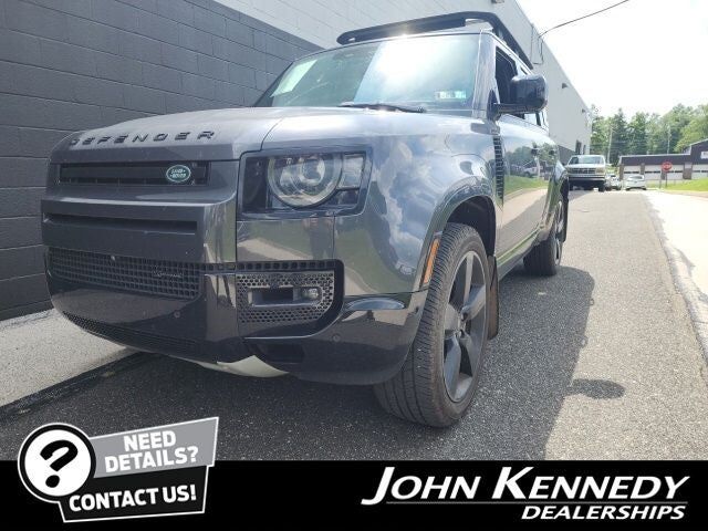 2022 LAND ROVER Defender