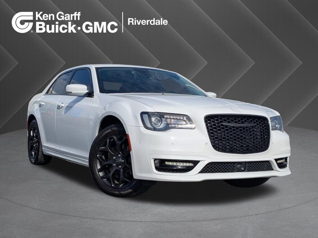 2022 CHRYSLER 300