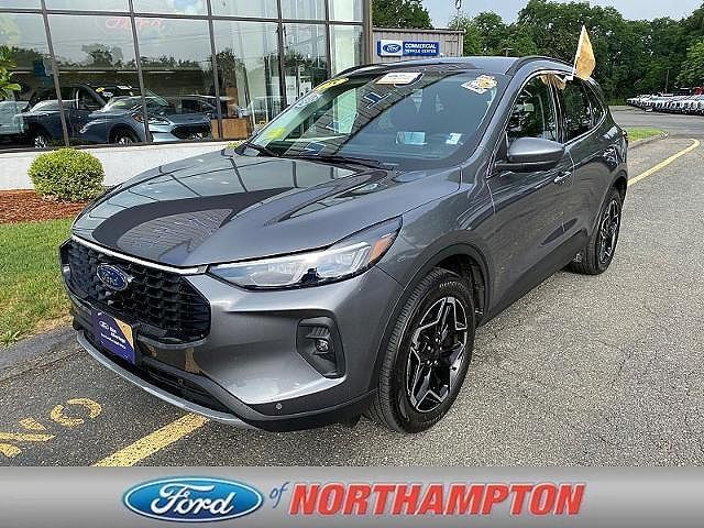 2025 FORD Escape