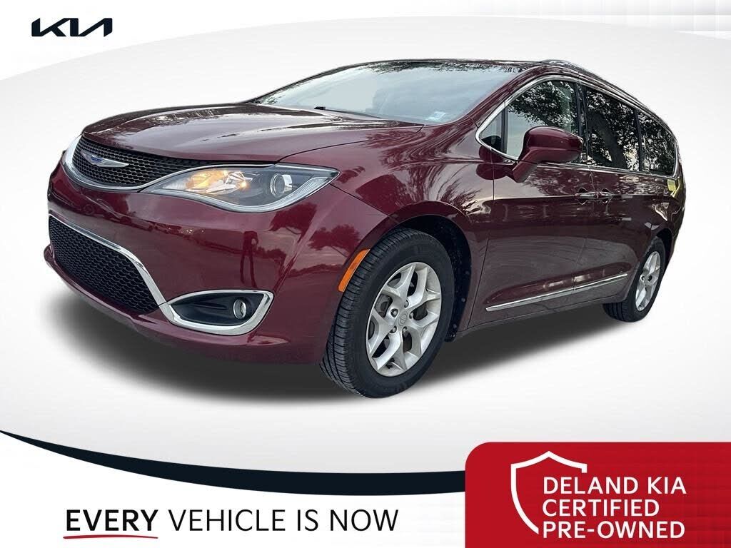 2019 CHRYSLER Pacifica