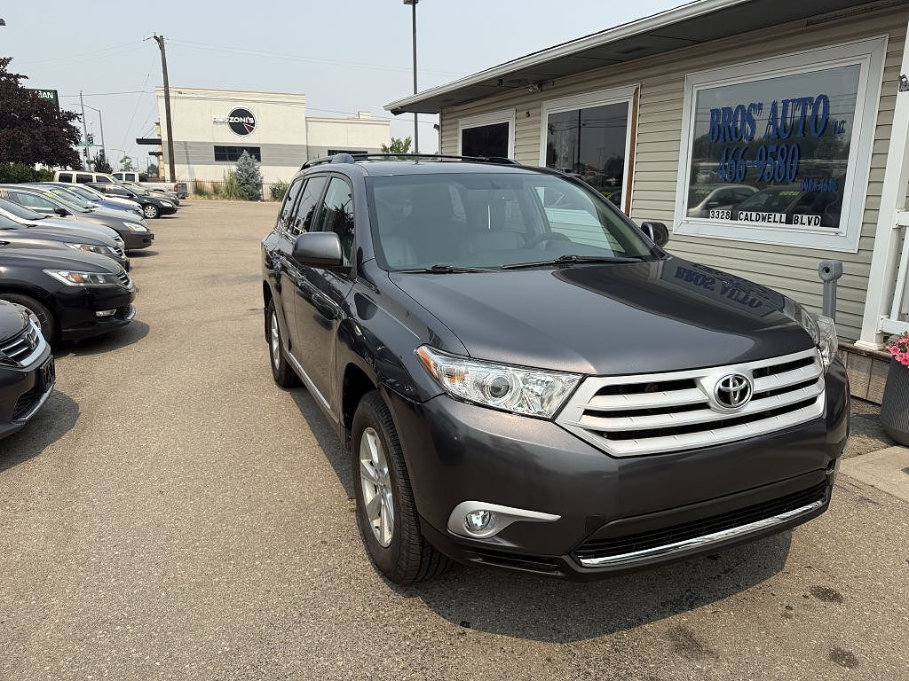 2013 TOYOTA Highlander