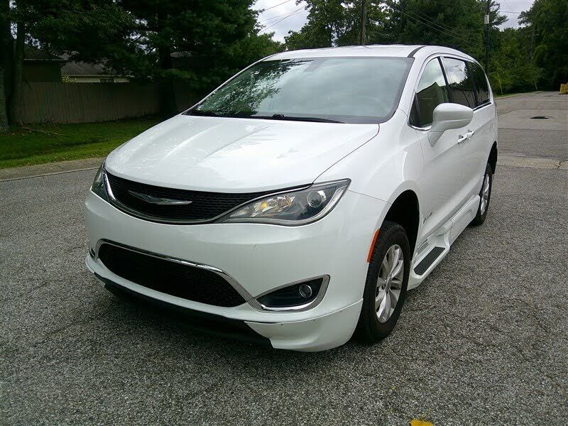 2018 CHRYSLER Pacifica